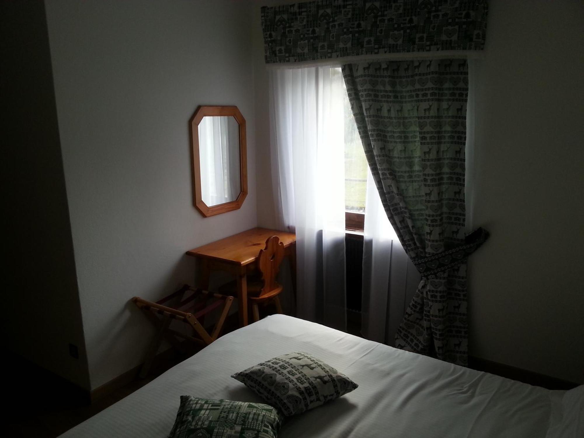 ホテル Garni Valdan ファルカーデ 部屋 写真